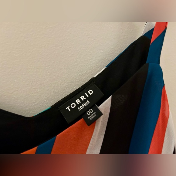 TORRID Sophie Chiffon Multi Color Swing Striped Cami, Medium (Torrid Size 00) - Picture 5 of 9
